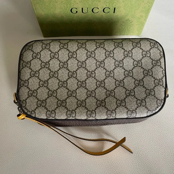 Gucci Neo Vintage GG Supreme Messenger Bag | ORIGINAL STRAP NOT INCLUDED!!!! - Picture 4 of 14